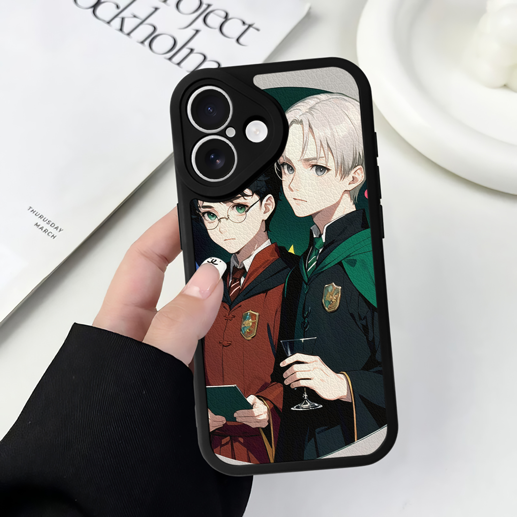 （画像用） Harry Potter ハリー・ポッターシリーズ 【iPhone 16シリーズ対応】シリコンスマホケース（レザー調） 材質：シリコン
